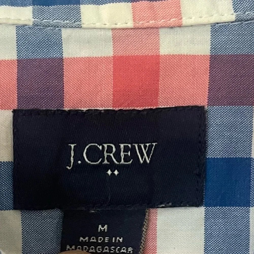 J Crew men’s pink and blue stripped button down size medium